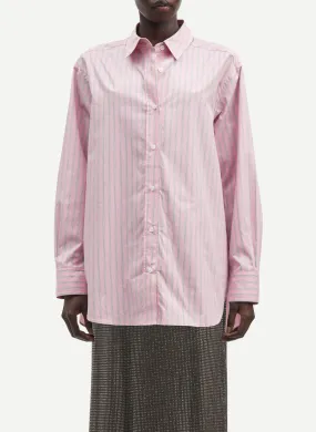 SAMSOE SAMSOE SALOVA - Camisa oversize a rayas de algodón orgánico en rosa